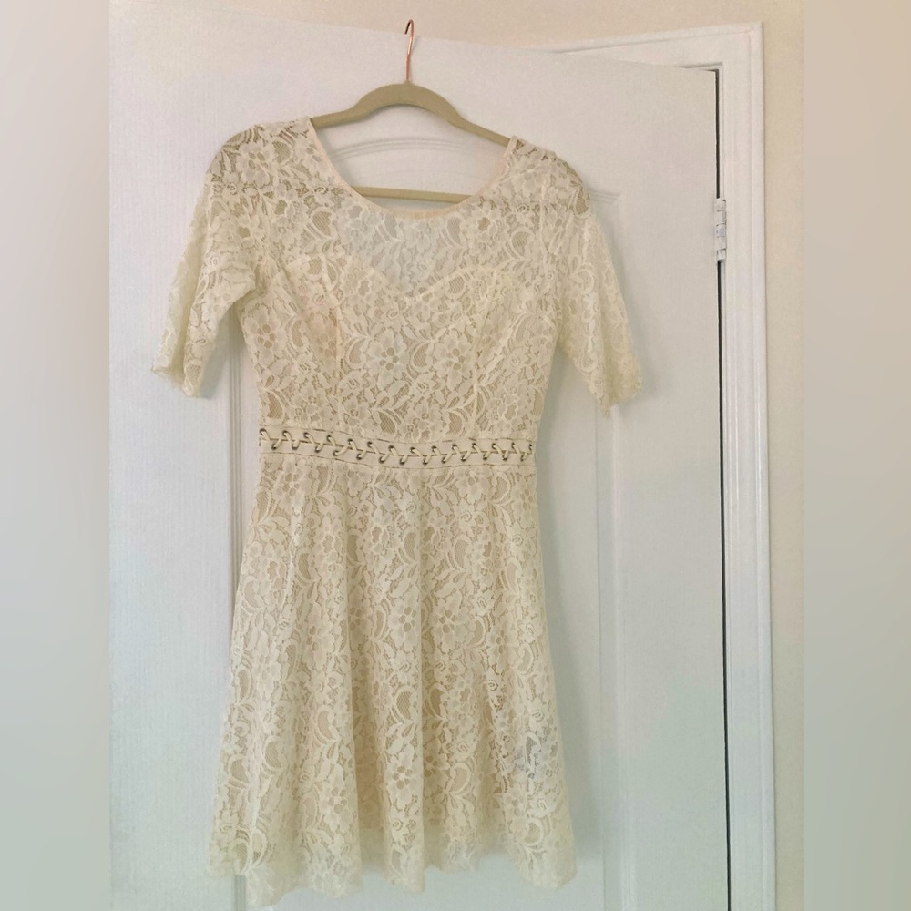 Women’s Guess Dress.